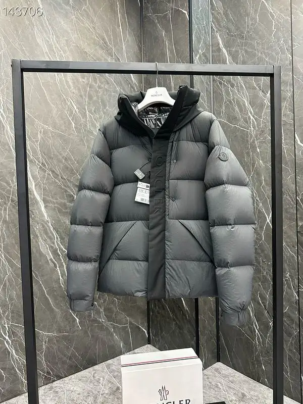 Moncler sz1-5 26yr286 (33)
